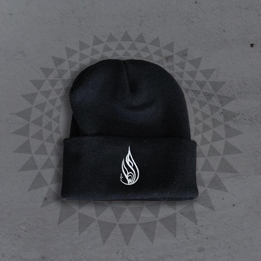 Threyda Insignia Beanie - Black