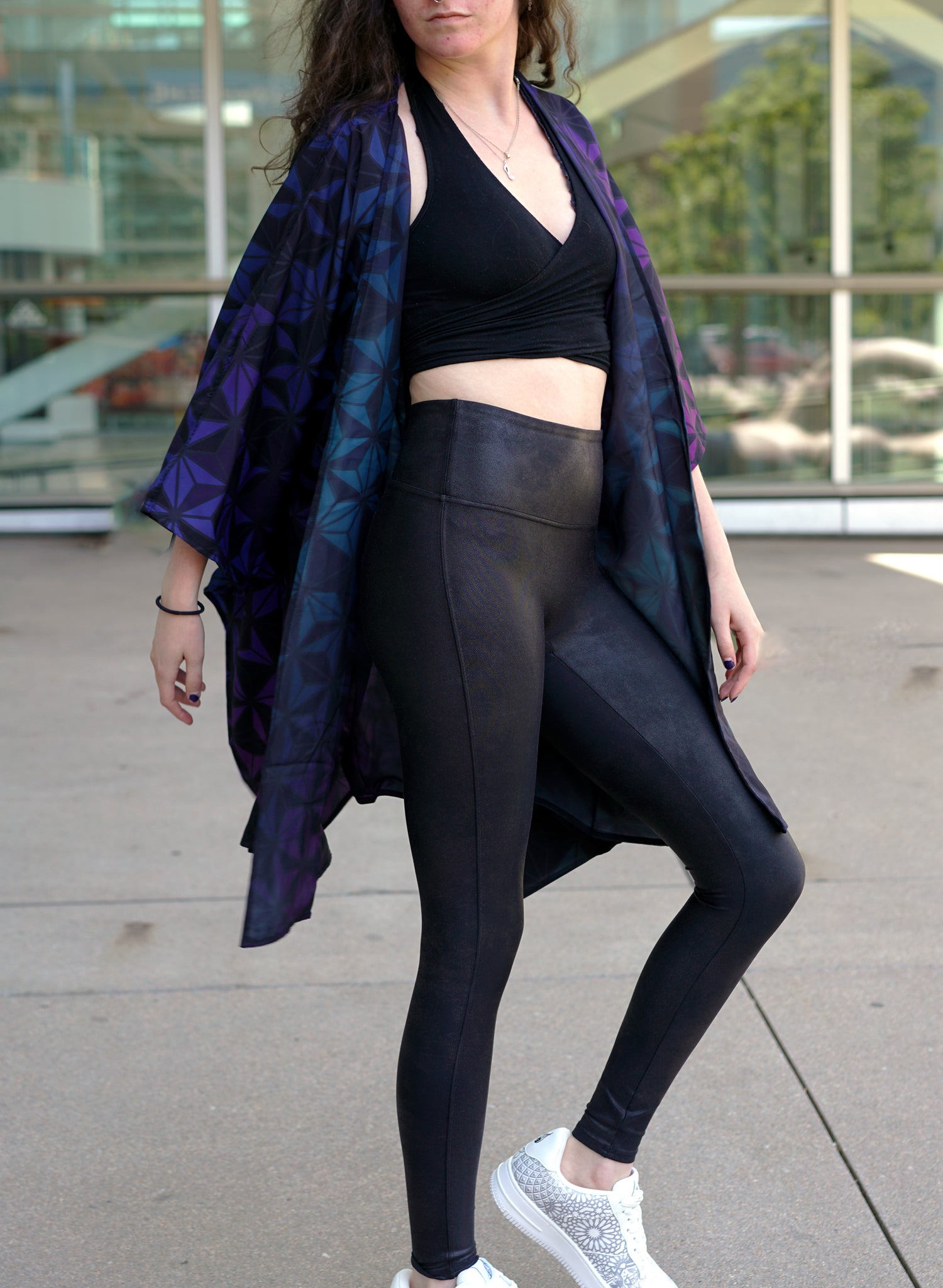 Twilight Short Kimono by Threyda