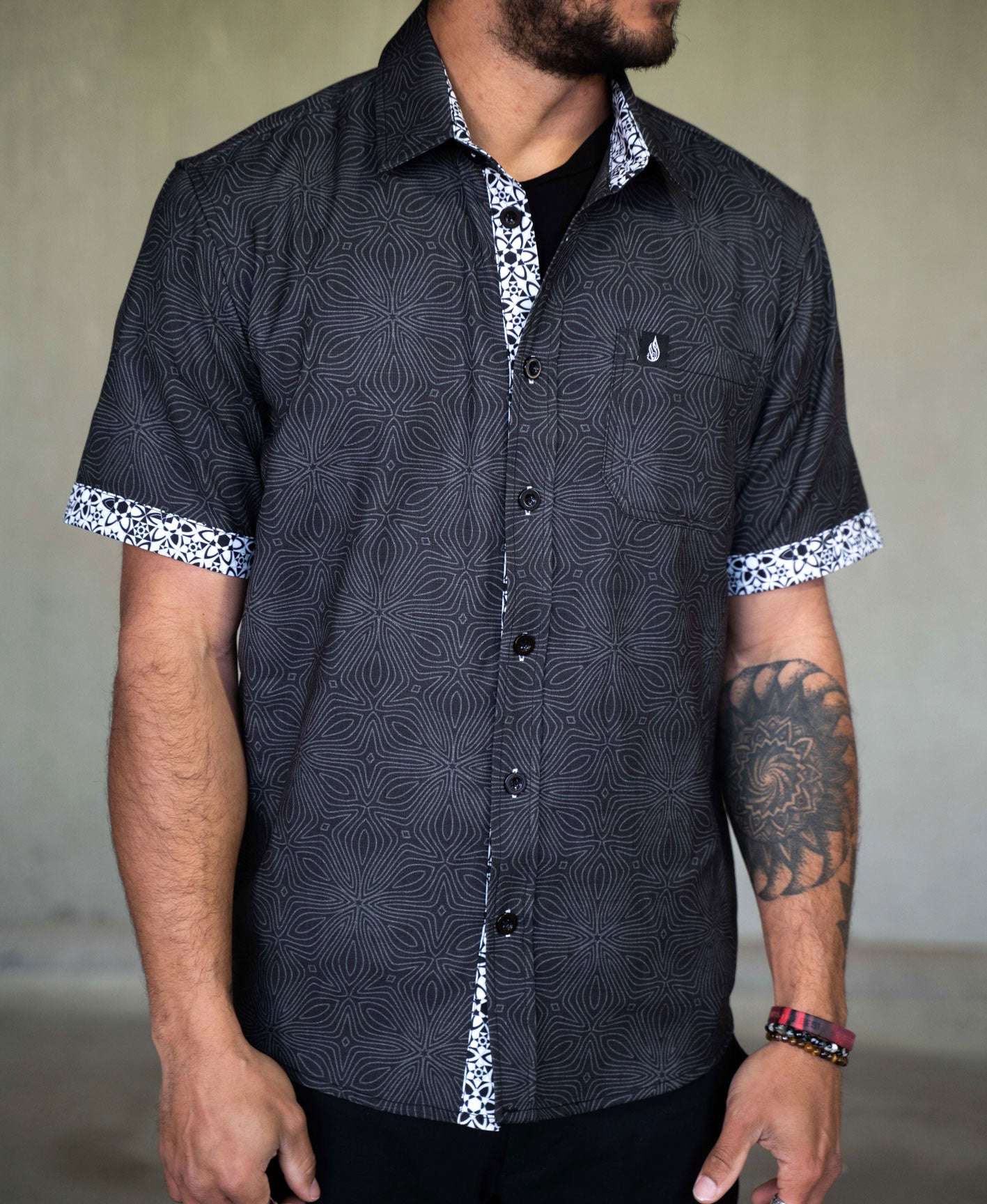 Journey Short Sleeve Button Down by Threyda