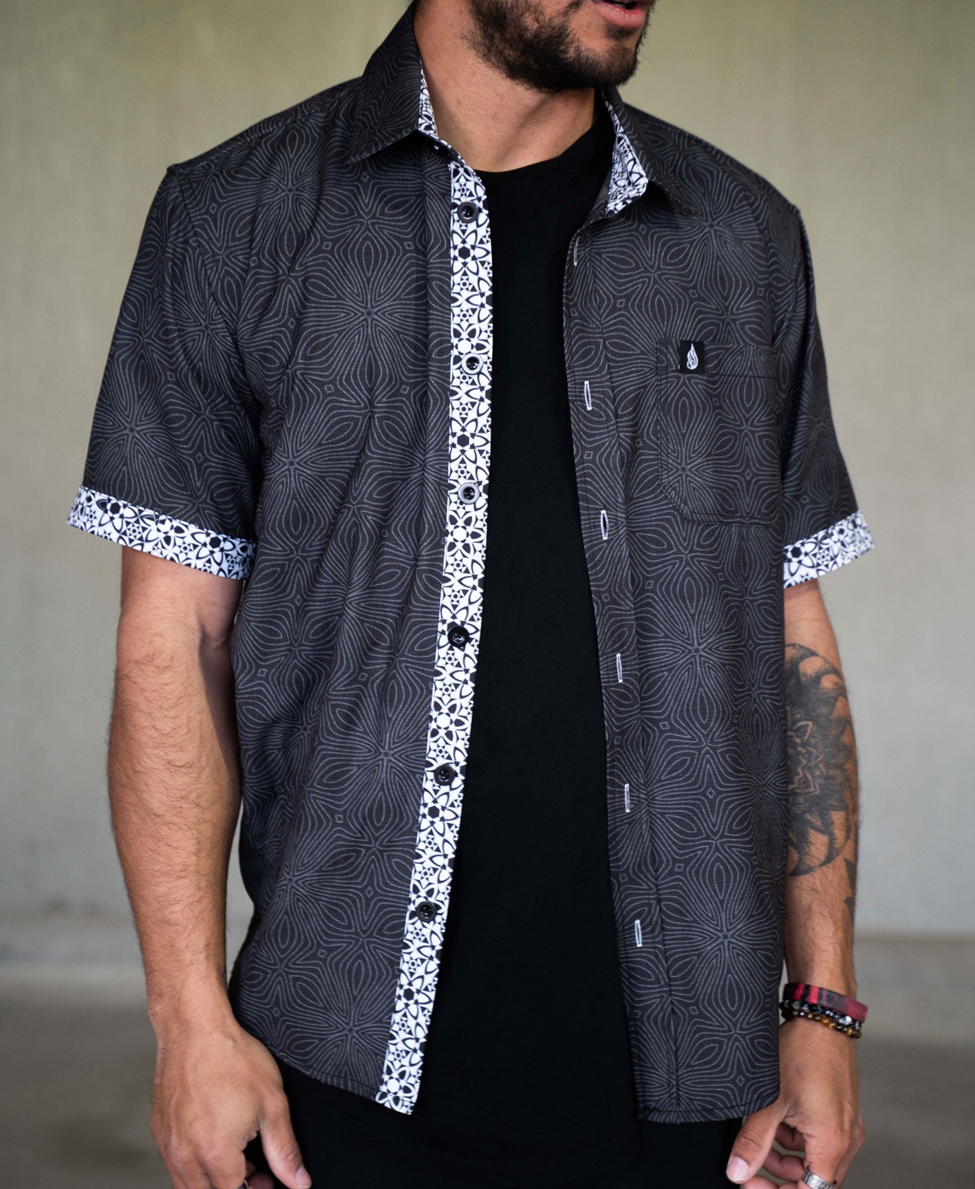 Journey Short Sleeve Button Down by Threyda