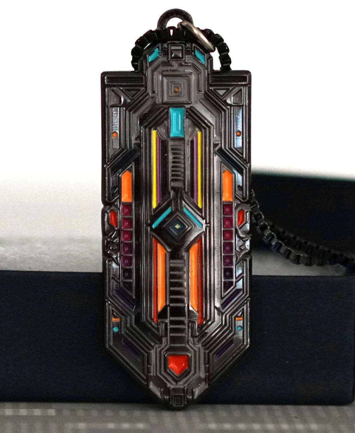 Transmit Pendant by Threyda