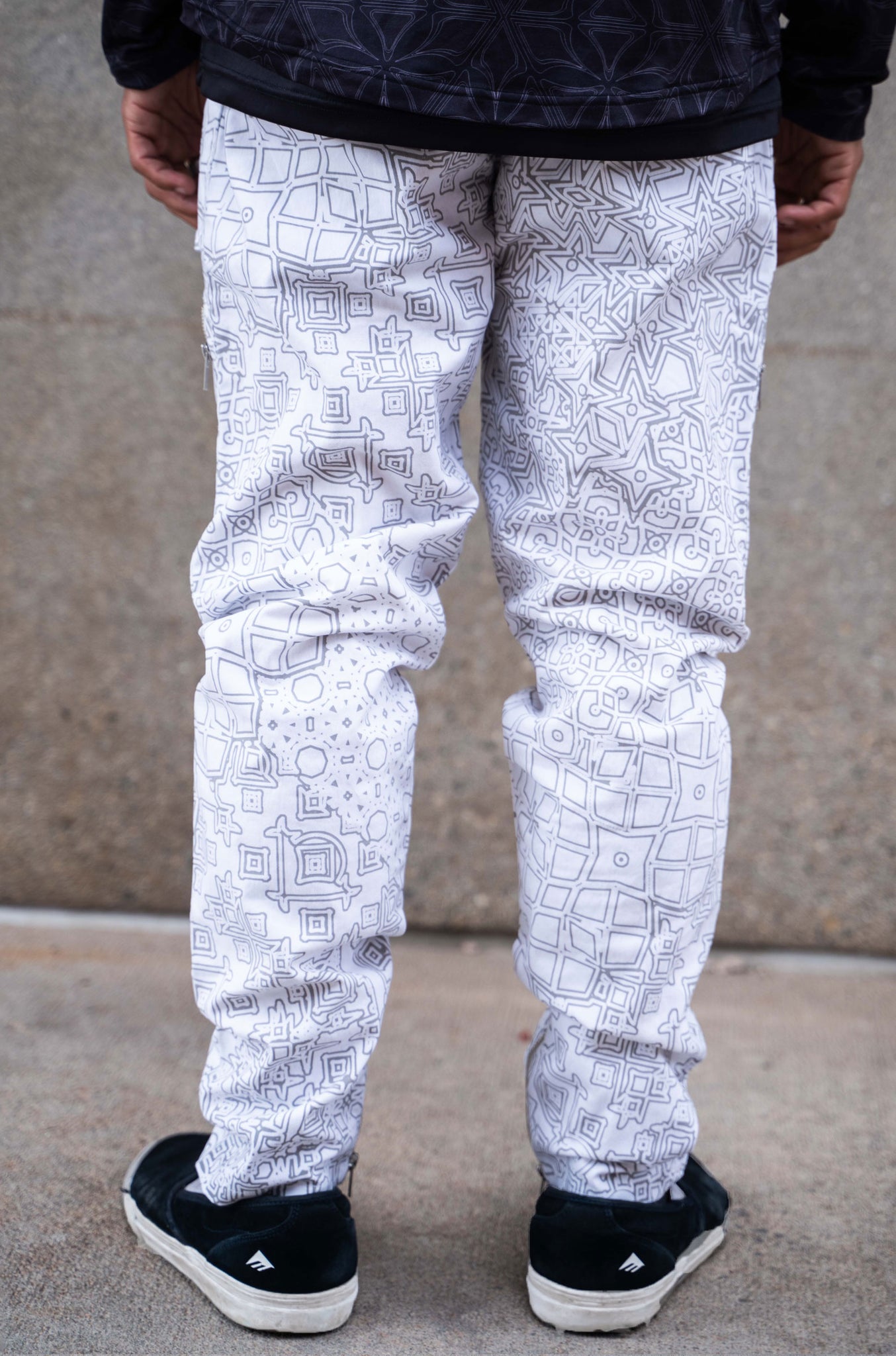 Deyja Cargo Joggers by Threyda